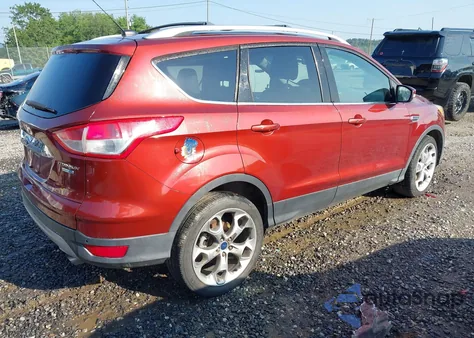 2014 Ford Escape Titanium z USA, uszkodzony, nr VIN 1FMCU9JX5EUB90925